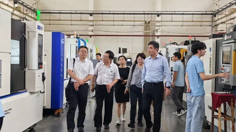 变频器模拟量输出：揭秘其价格背后的技术秘密